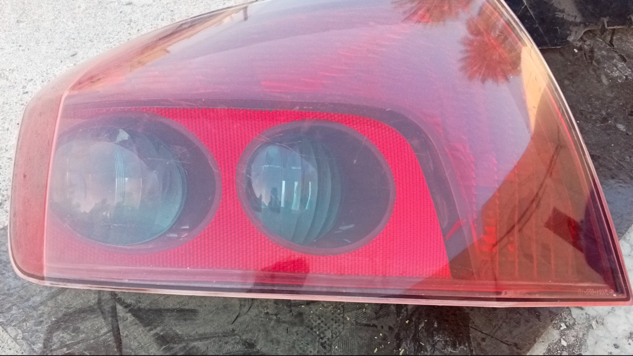 Peugeot 407 tailights