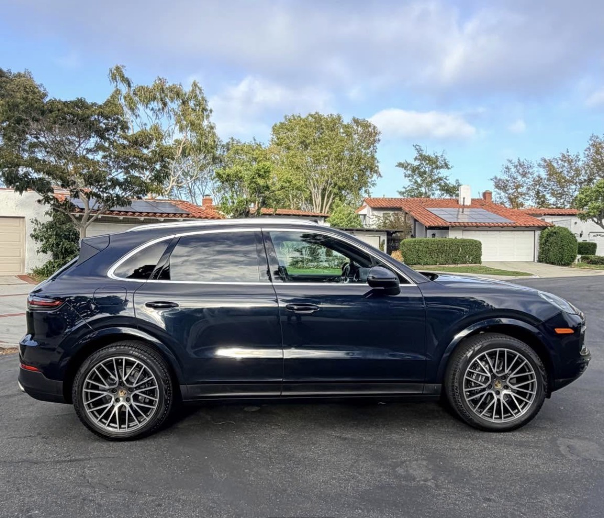 2020 Porsche Cayenne – Clean Title, One Owner, Well Maintained