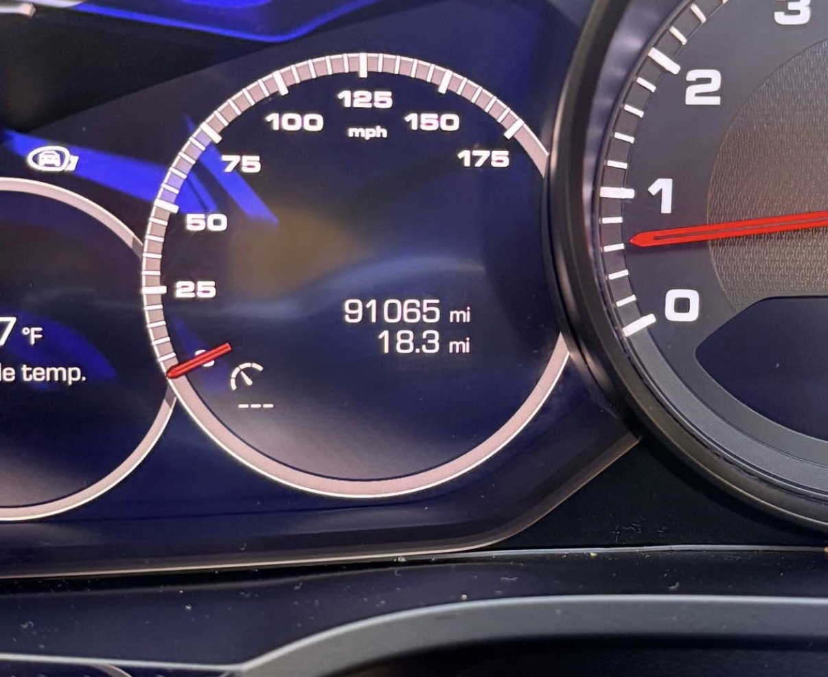 2020 Porsche Cayenne – Clean Title, One Owner, Well Maintained